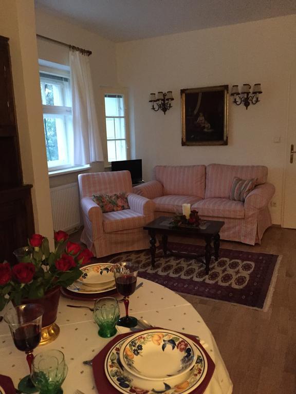 Exquisites Gartenapartment In Eleganter Jugendstilvilla Vienna Room photo